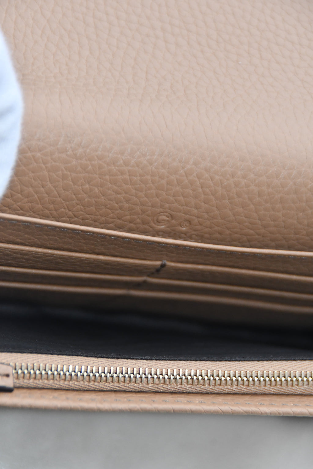 GUCCI SOHO WOC BEIGE
