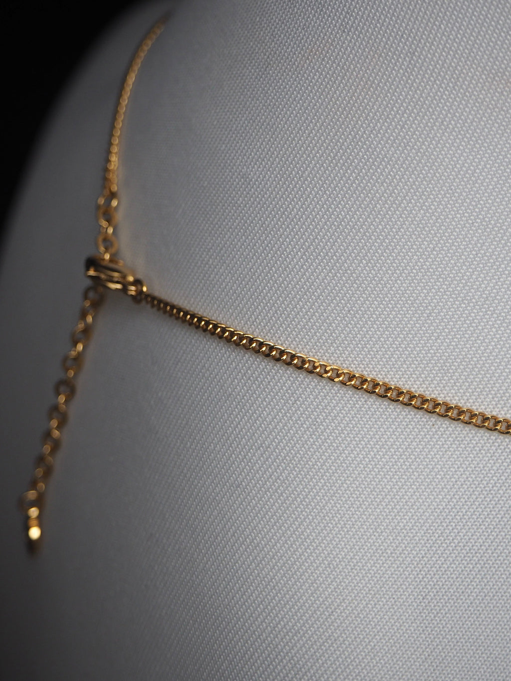 CHRISTIAN DIOR NECKLACE