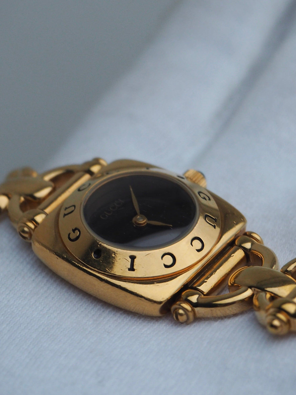 GUCCI 6400L WATCH