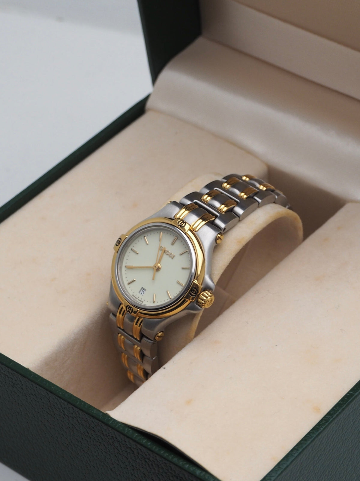 GUCCI 9040L TWO-TONE WATCH