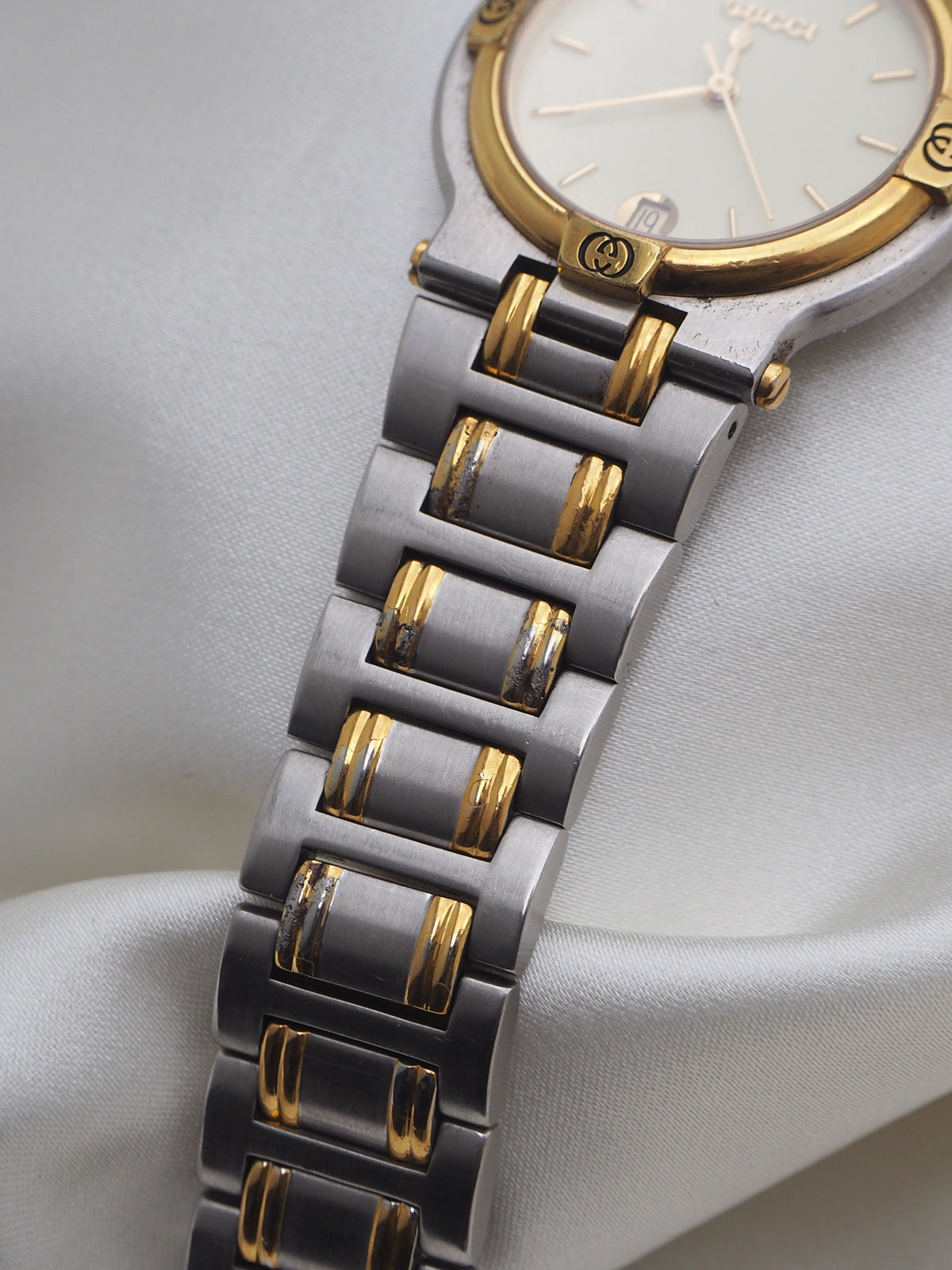 GUCCI 9000M WATCH