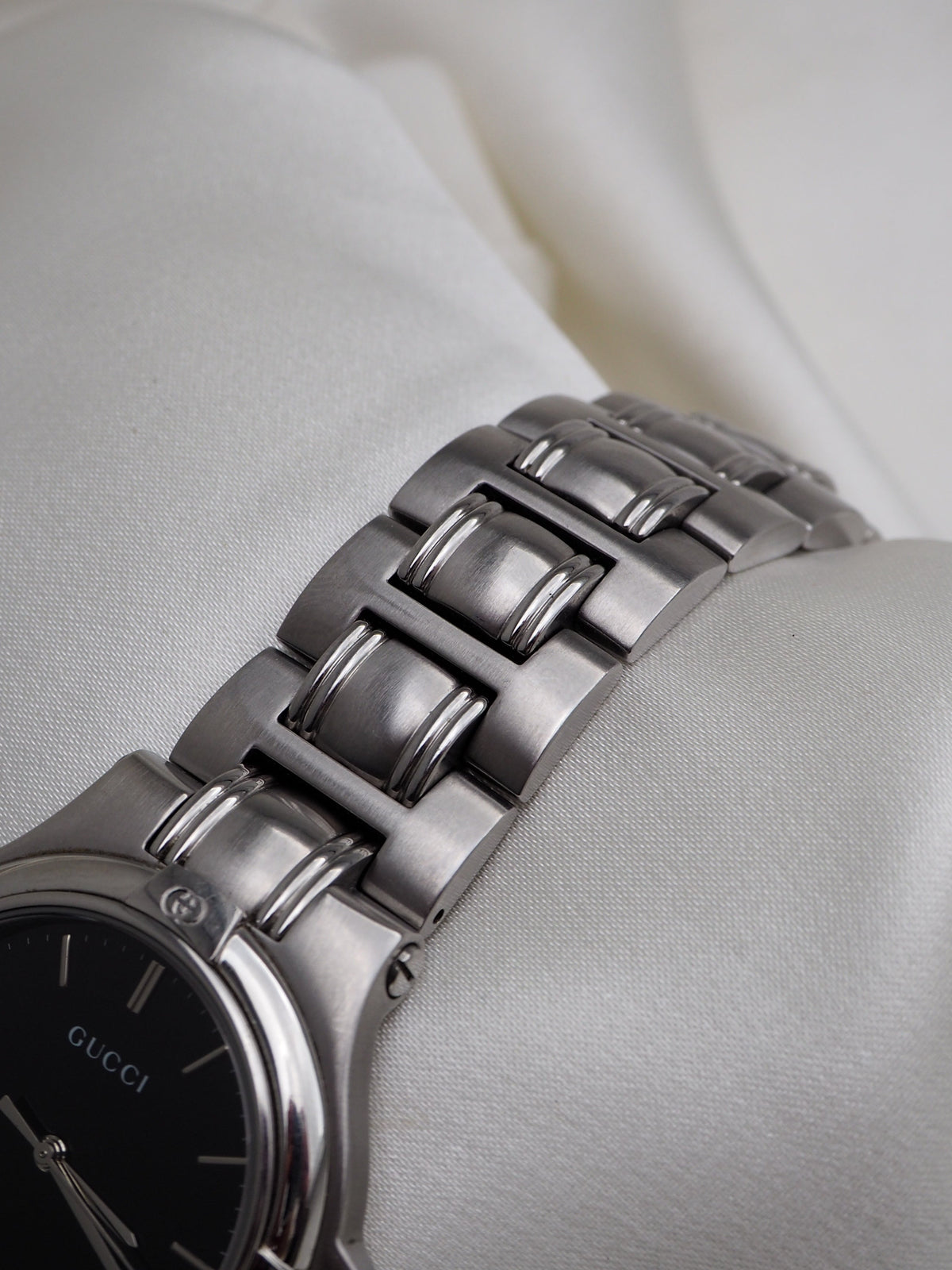 GUCCI 9040M WATCH