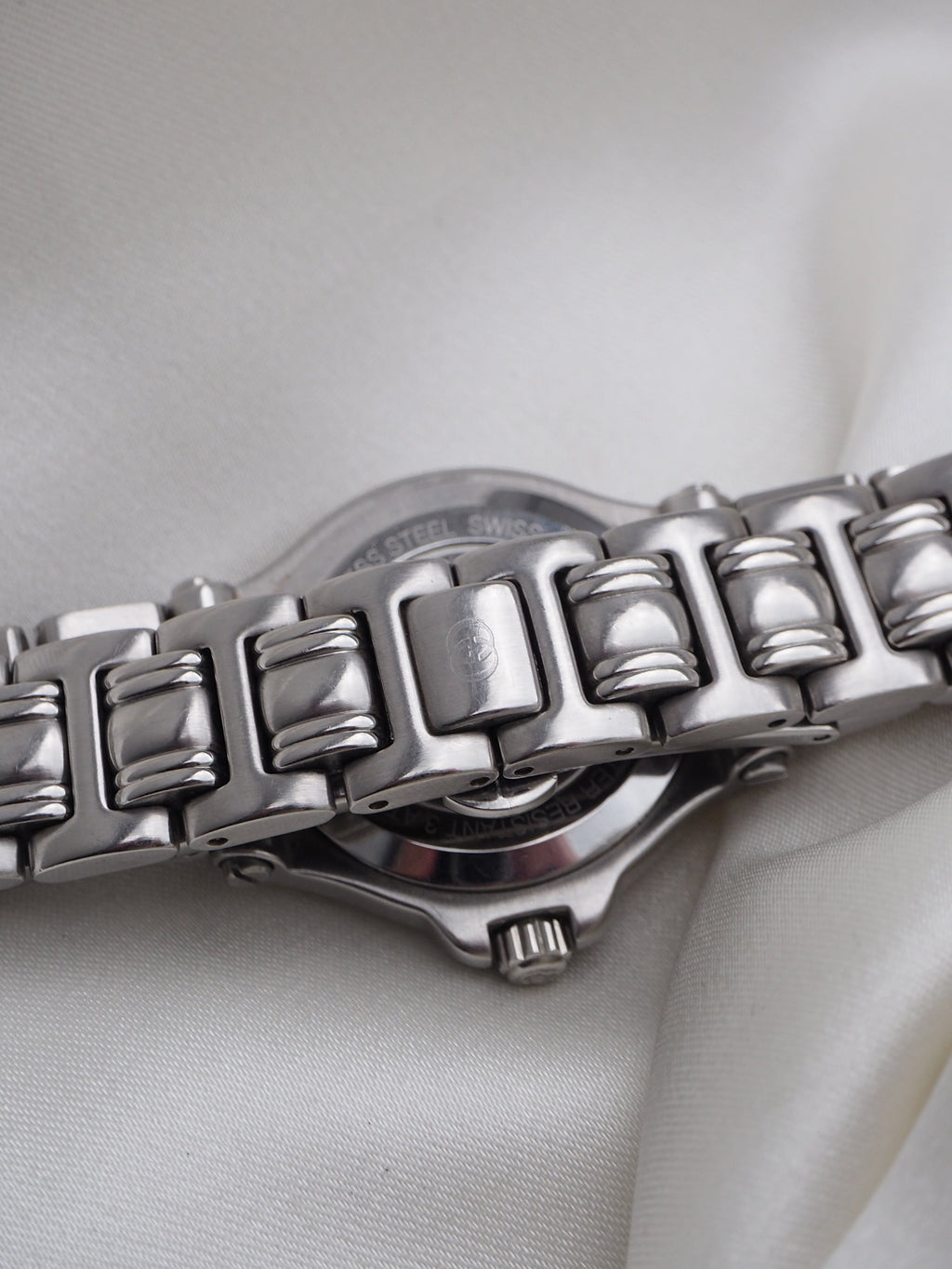 GUCCI 9040L WATCH