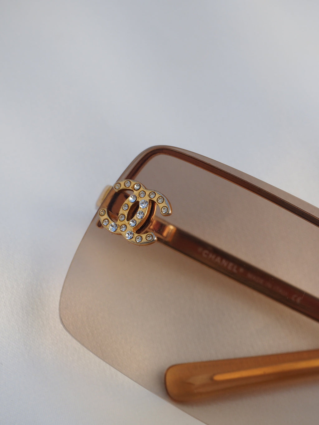 CHANEL 4104-B CRYSTAL CC LOGO RIMLESS SUNGLASSES GOLD