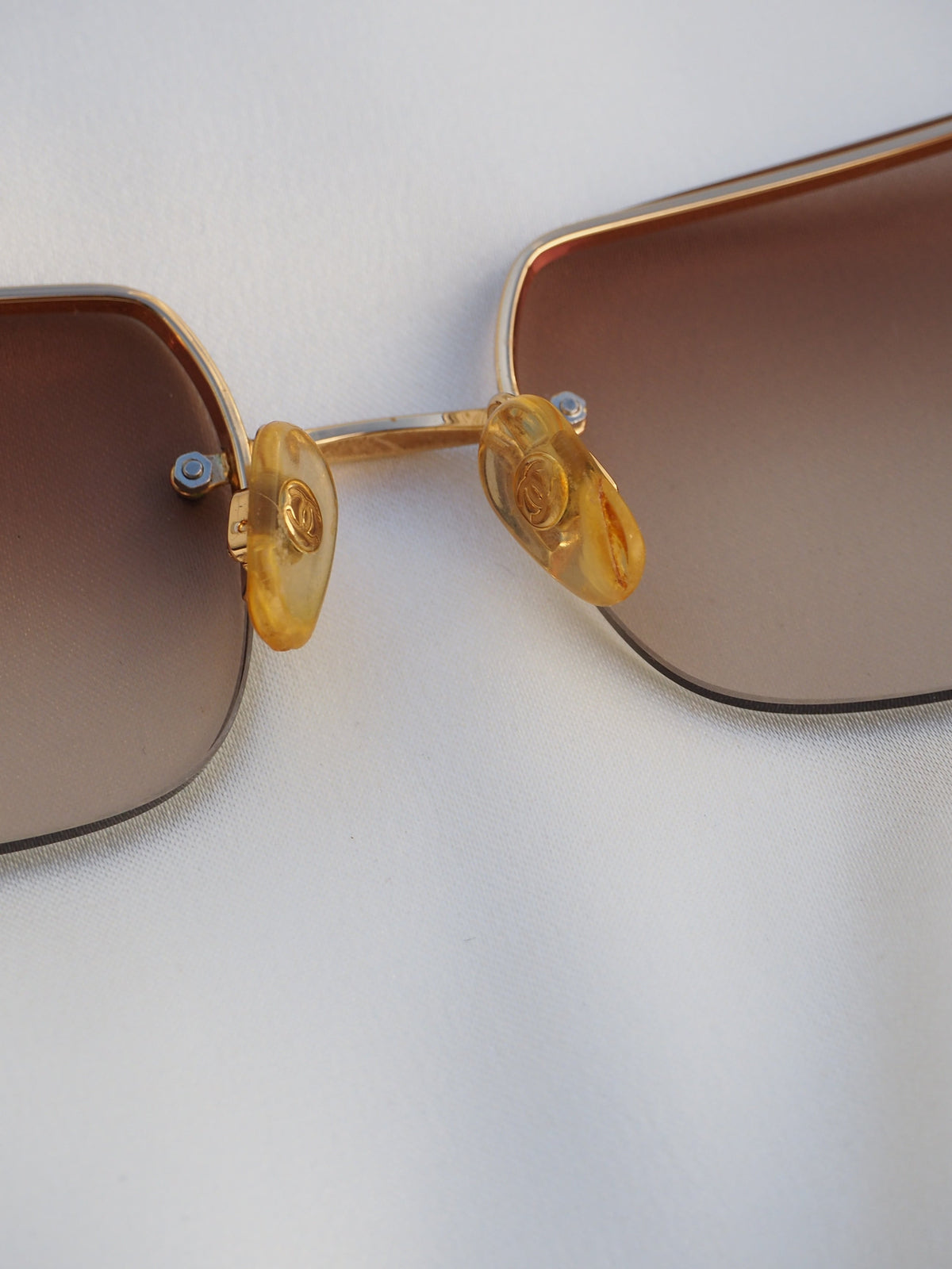 CHANEL 4104-B CRYSTAL CC LOGO RIMLESS SUNGLASSES GOLD