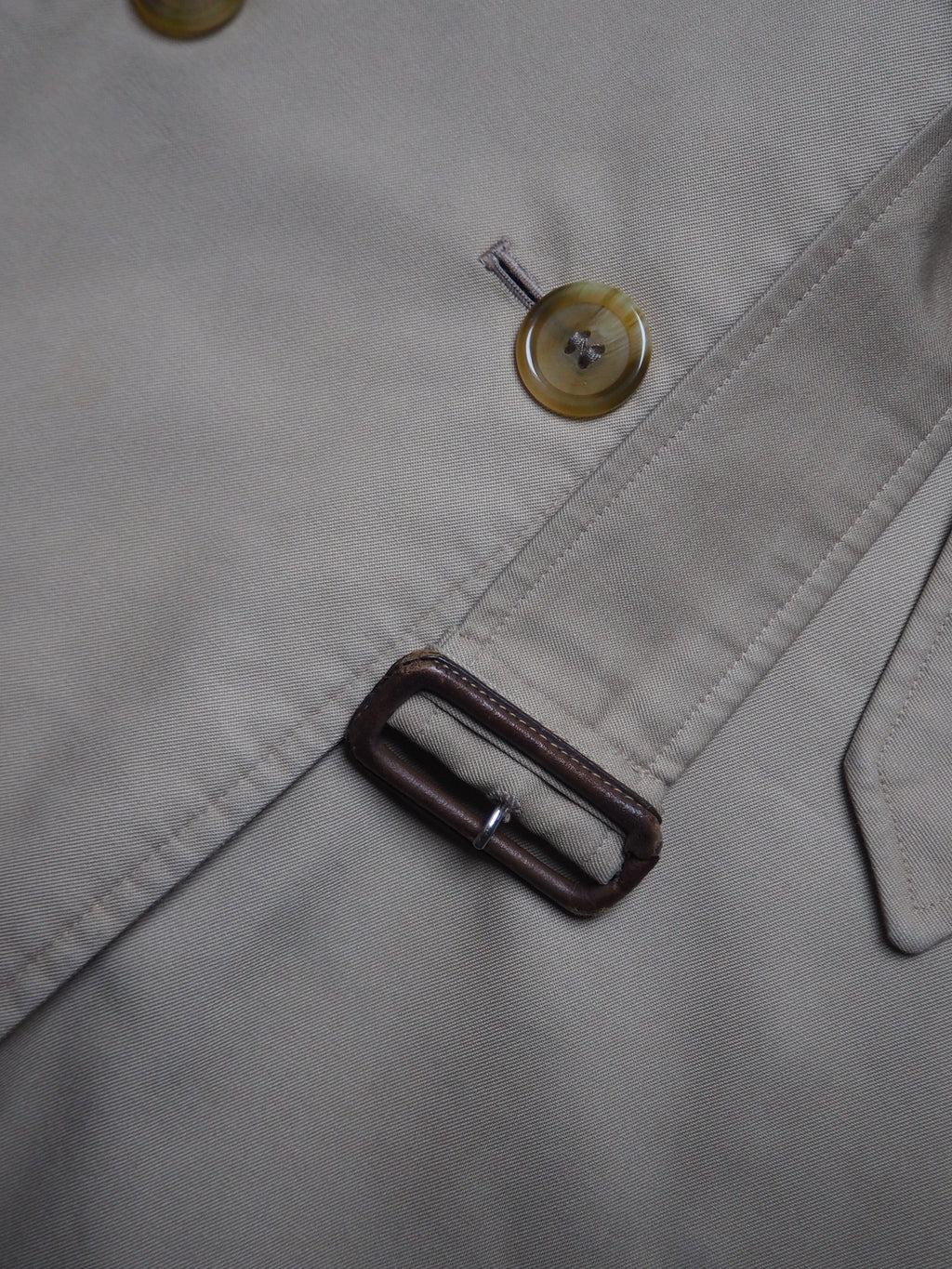 BURBERRY TRENCH COAT - S/M