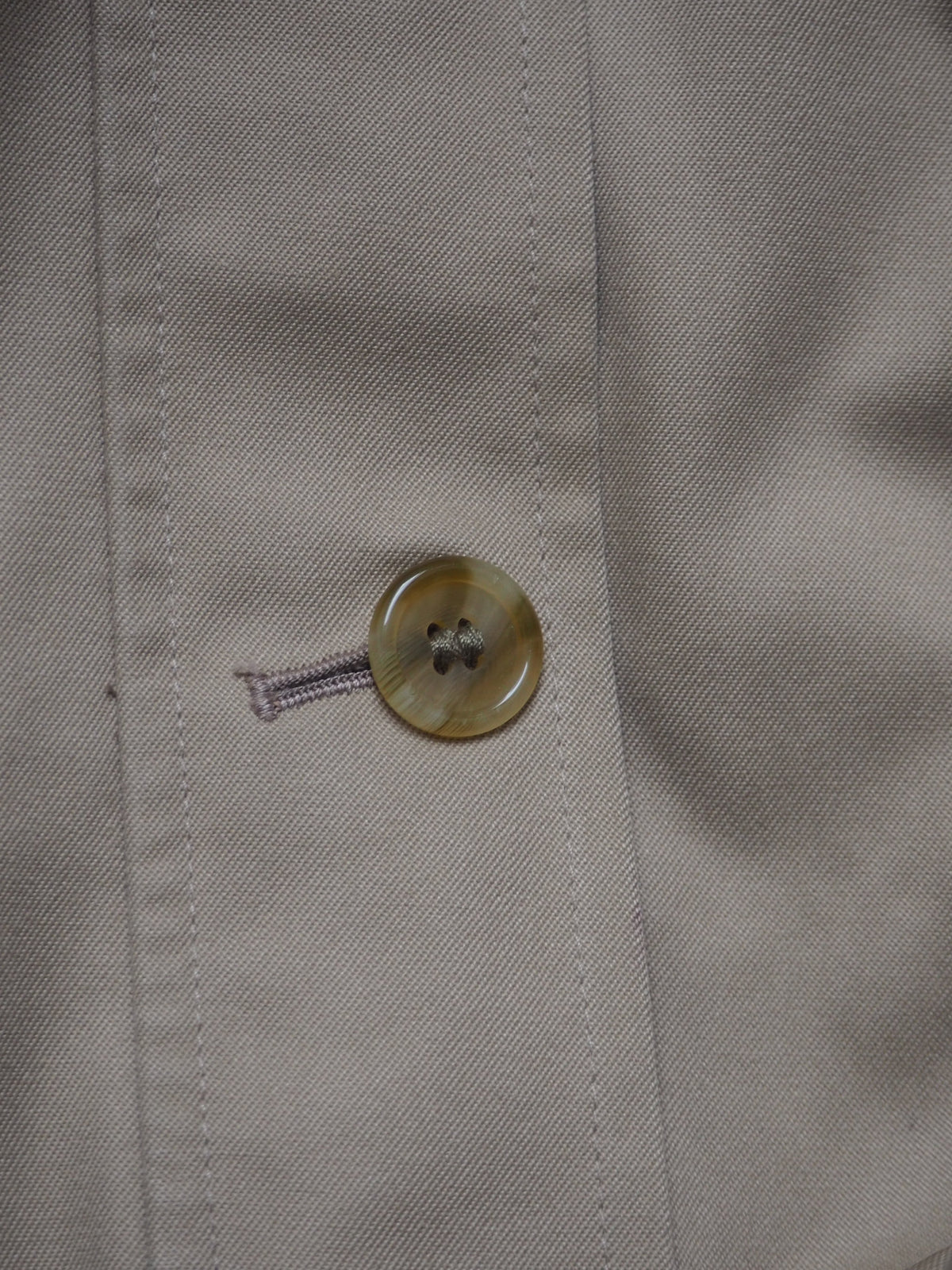 BURBERRY TRENCH COAT - L/XL