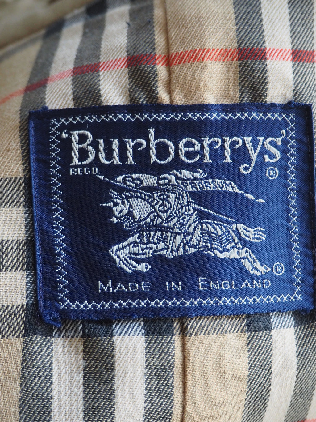 BURBERRY TRENCH COAT - S/M