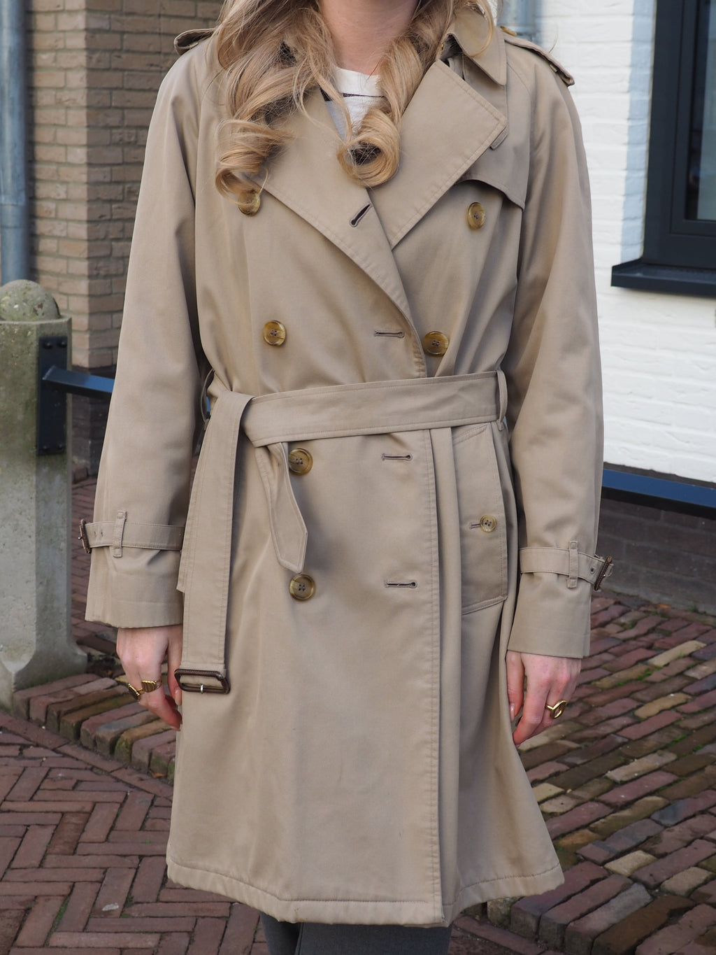 BURBERRY TRENCH COAT - S/M