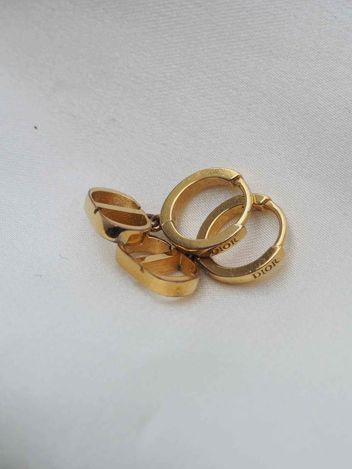 CHRISTIAN DIOR EARRINGS
