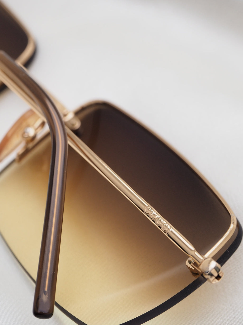 GUCCI SUNGLASSES