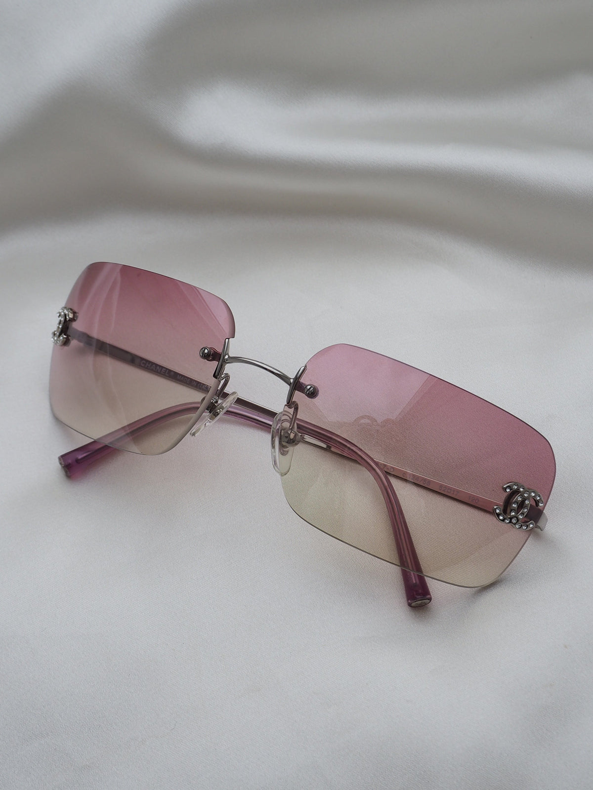 CHANEL 4017-D CRYSTAL CC LOGO RIMLESS SUNGLASSES PINK
