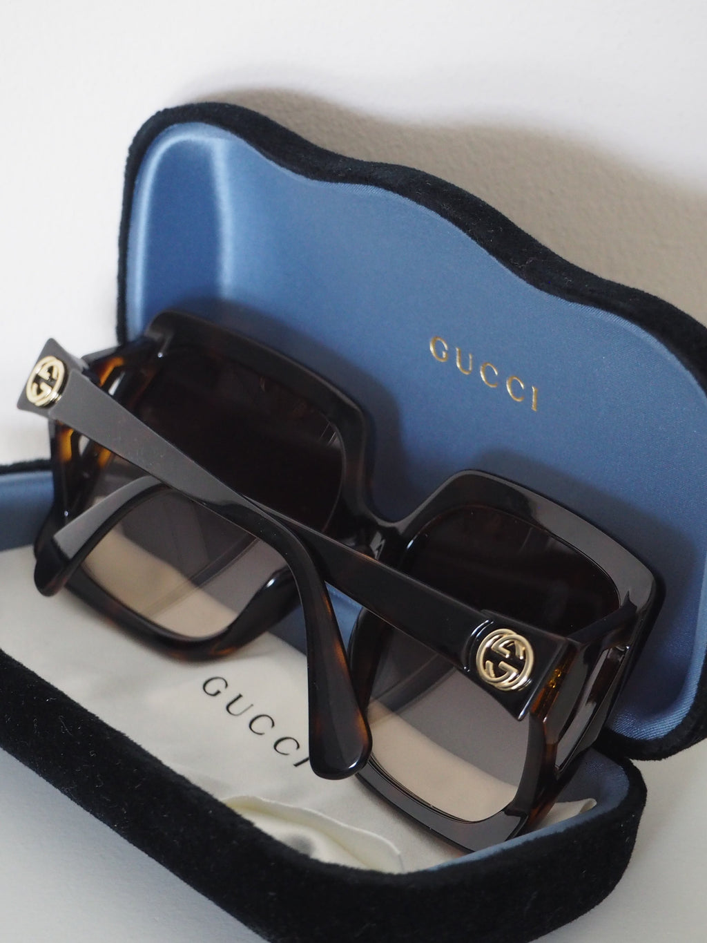 GUCCI GG0876S SUNGLASSES
