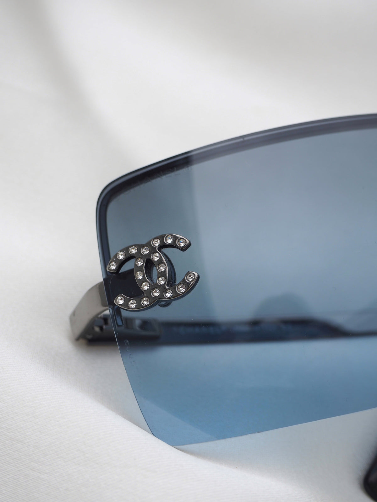 CHANEL 4092-B CRYSTAL CC RIMLESS SUNGLASSES BLUE