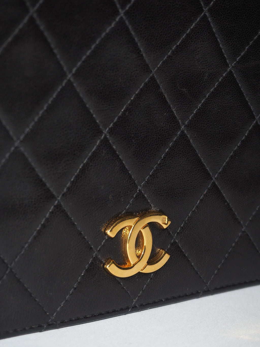 CHANEL SINGLE FULL FLAP BAG BLACK