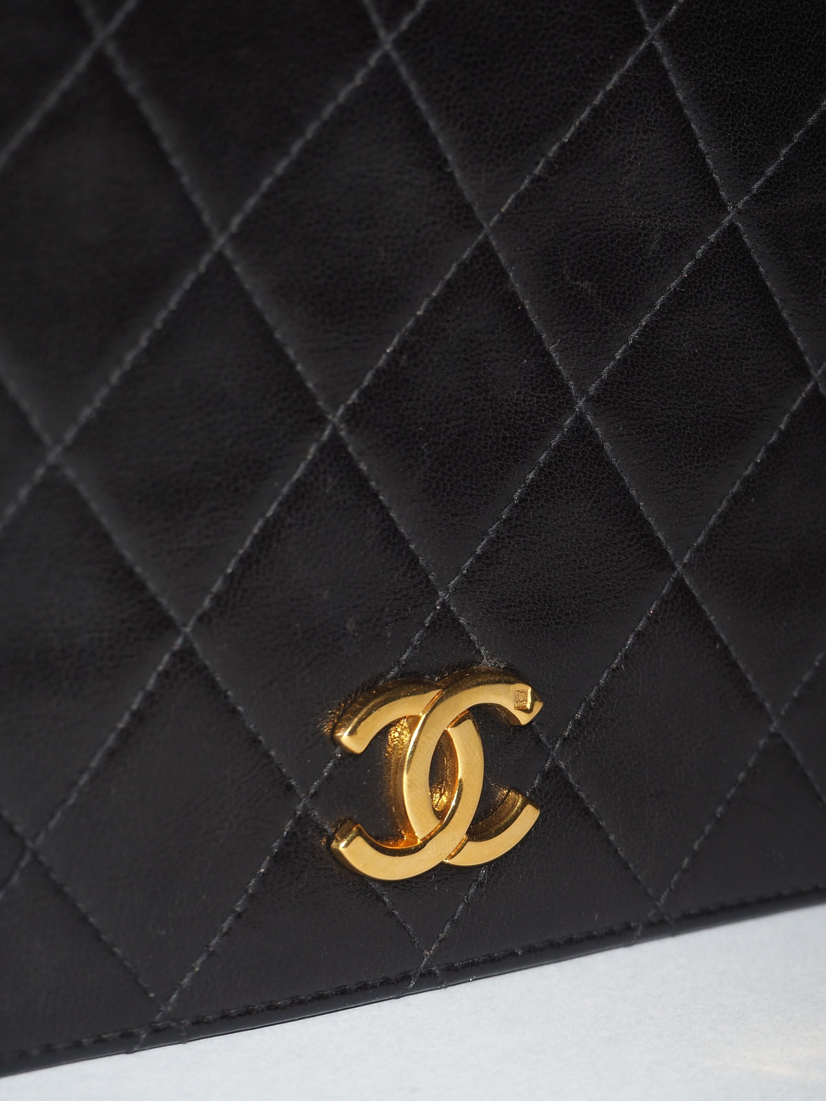 CHANEL SINGLE FULL FLAP BAG BLACK