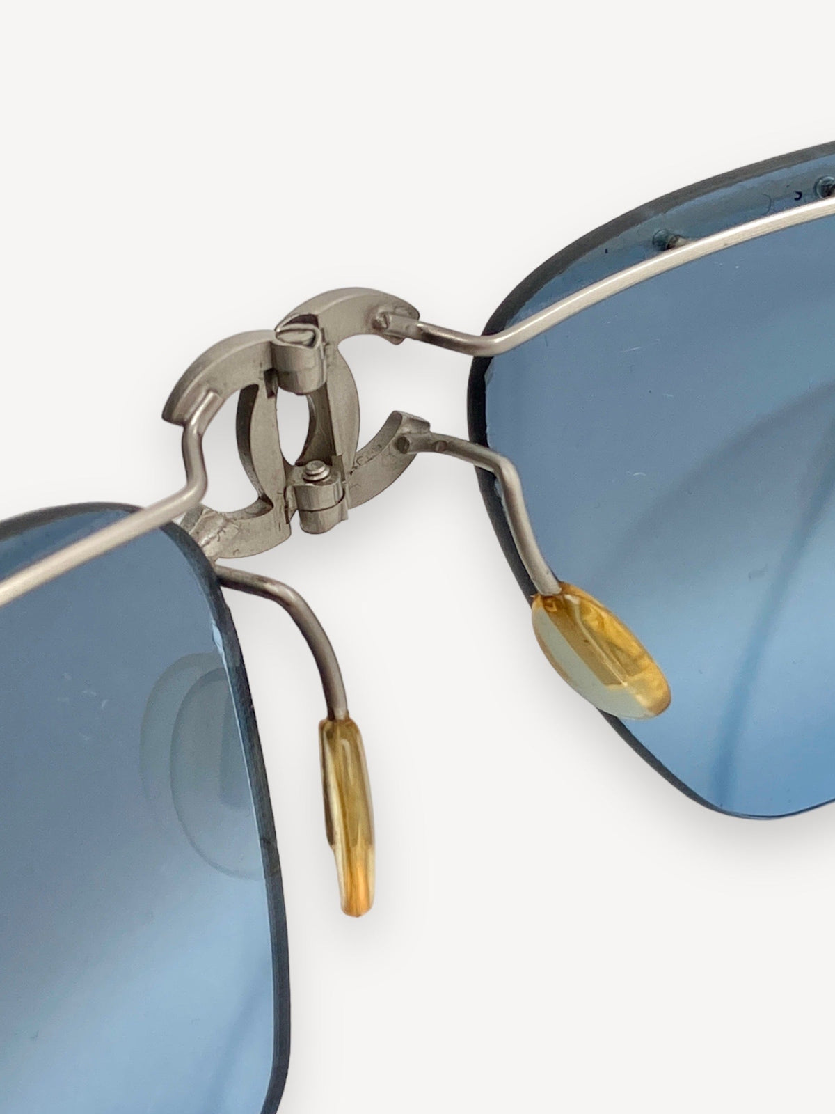 CHANEL 4032 SUNGLASSES WITH FOLDABLE CC LOGO BLUE