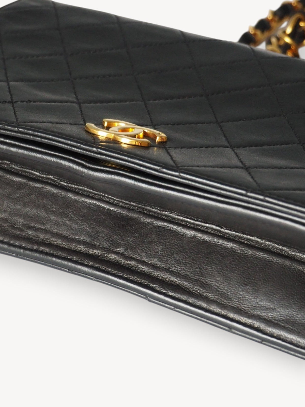 CHANEL SINGLE FULL FLAP BAG BLACK