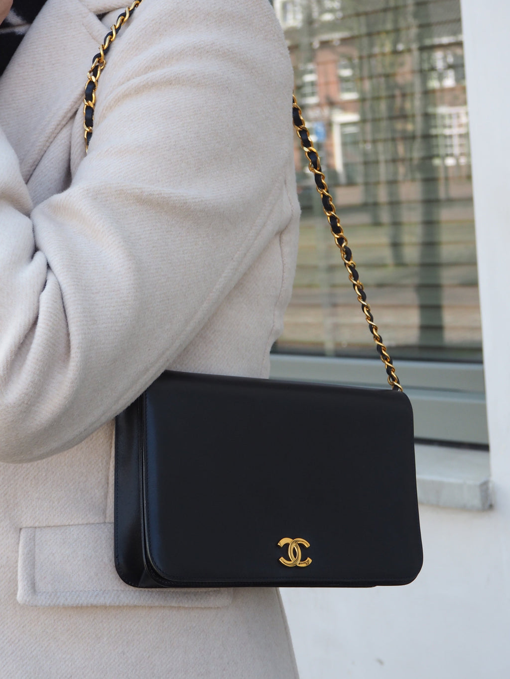 CHANEL SINGLE FLAP BAG NAVY