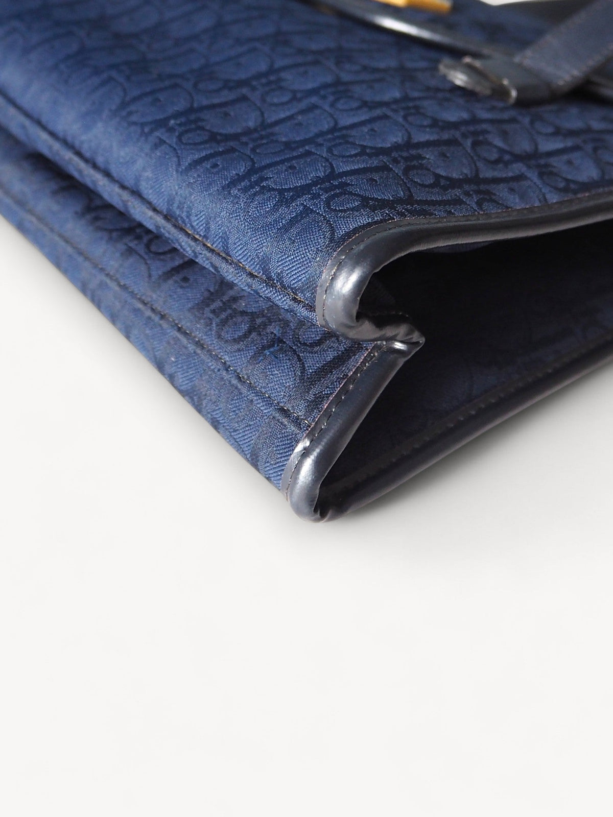 CHRISTIAN DIOR SHOULDER BAG