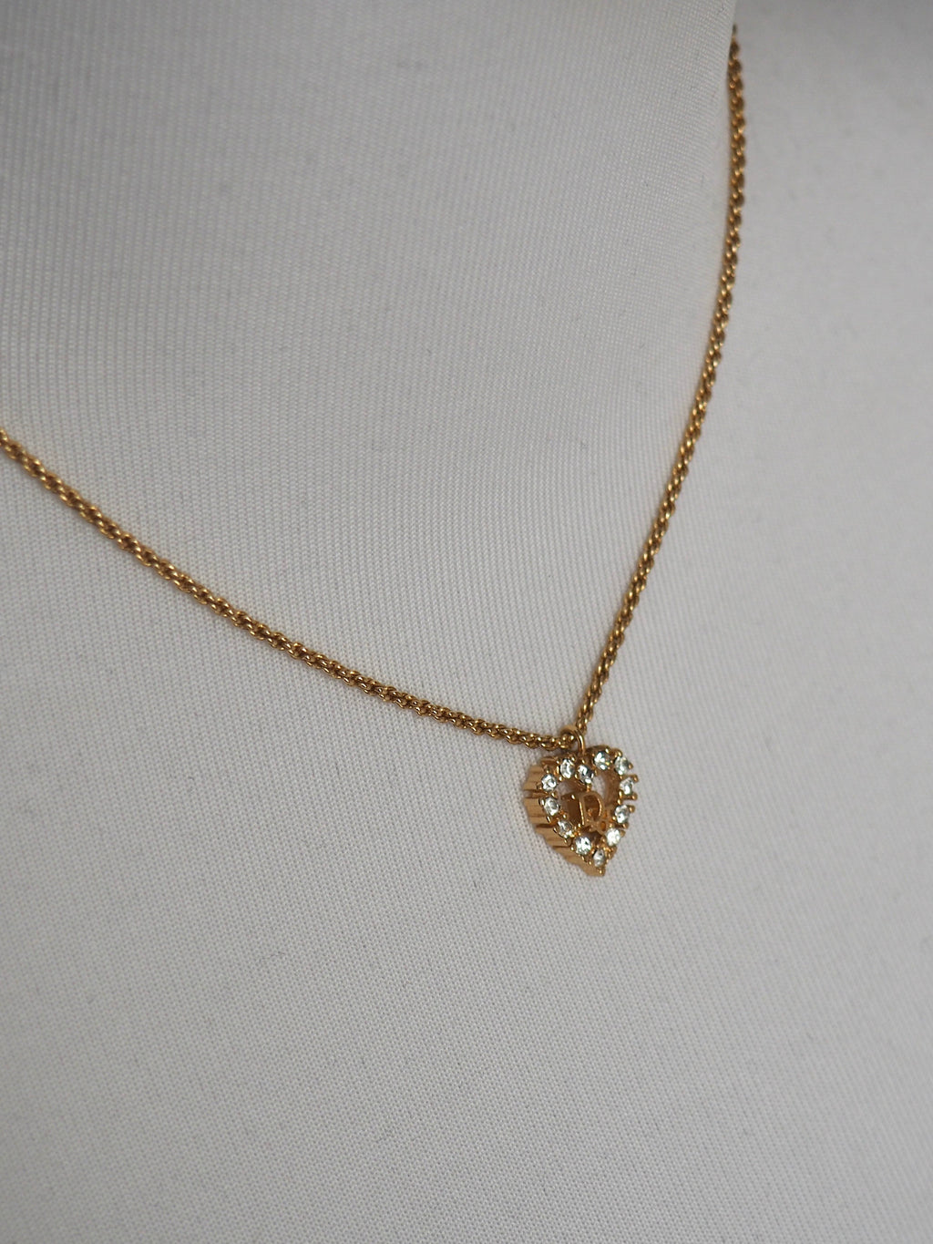 CHRISTIAN DIOR NECKLACE
