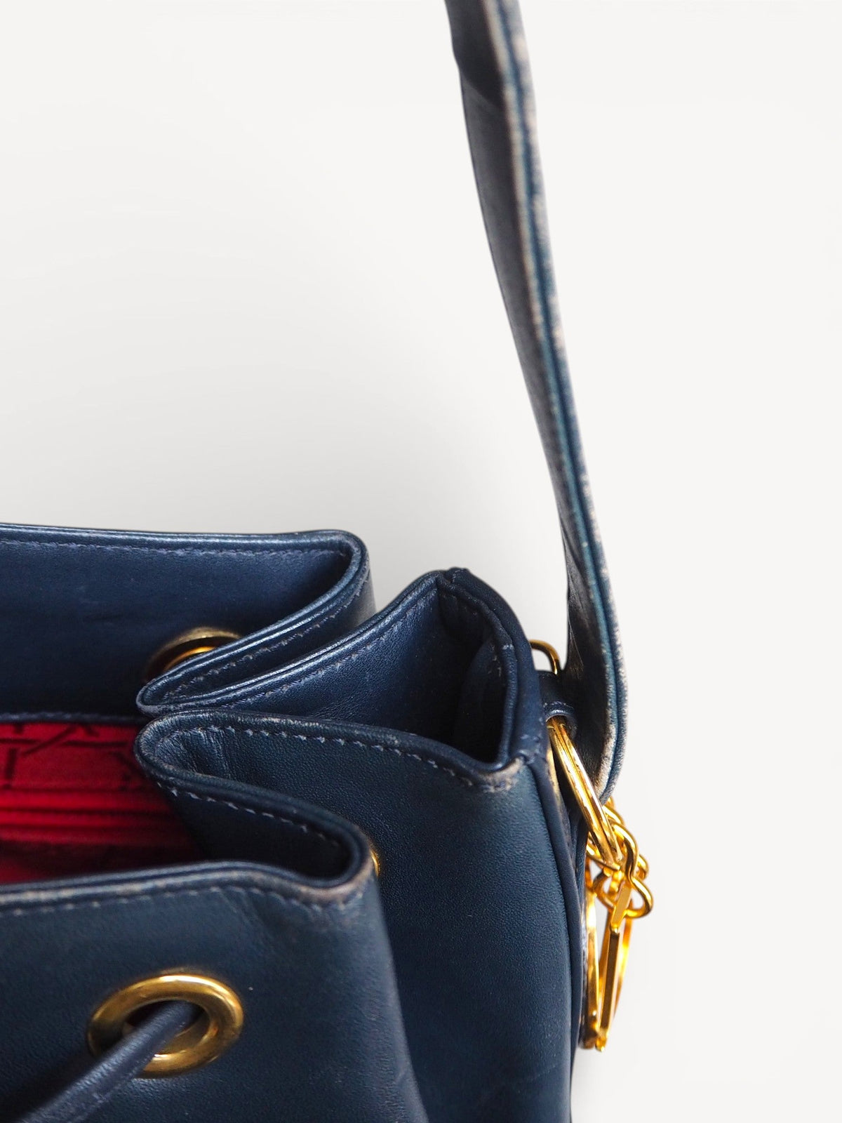CHRISTIAN DIOR BUCKET BAG