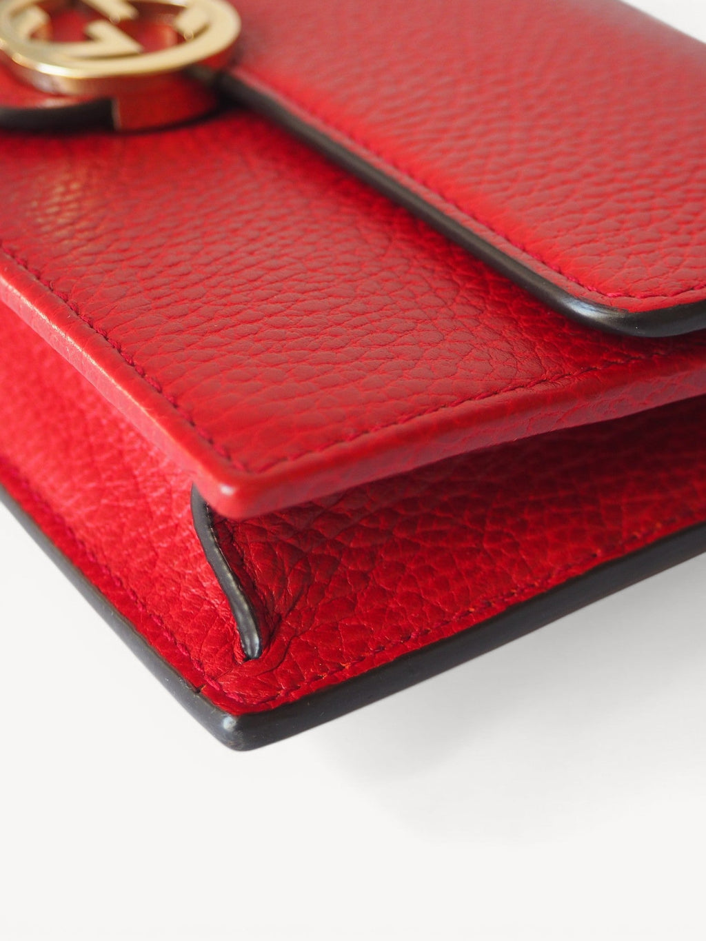 GUCCI WALLET ON CHAIN