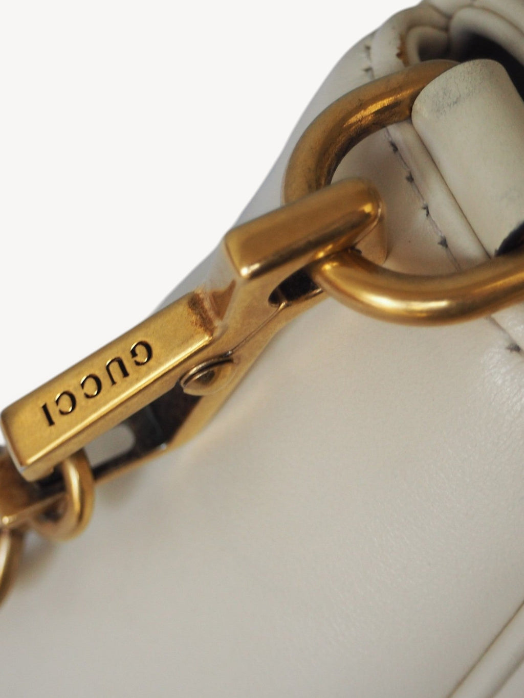 GUCCI GG MARMONT SMALL TOP HANDLE BAG WHITE