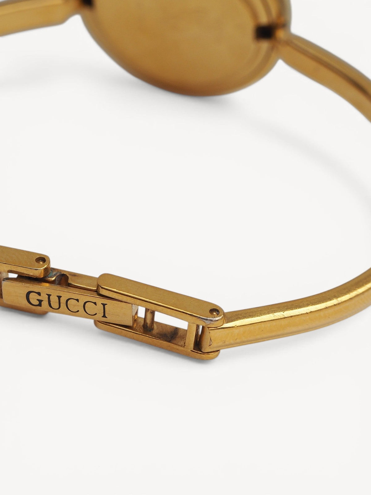 GUCCI INTERCHANGEABLE BEZEL WATCH