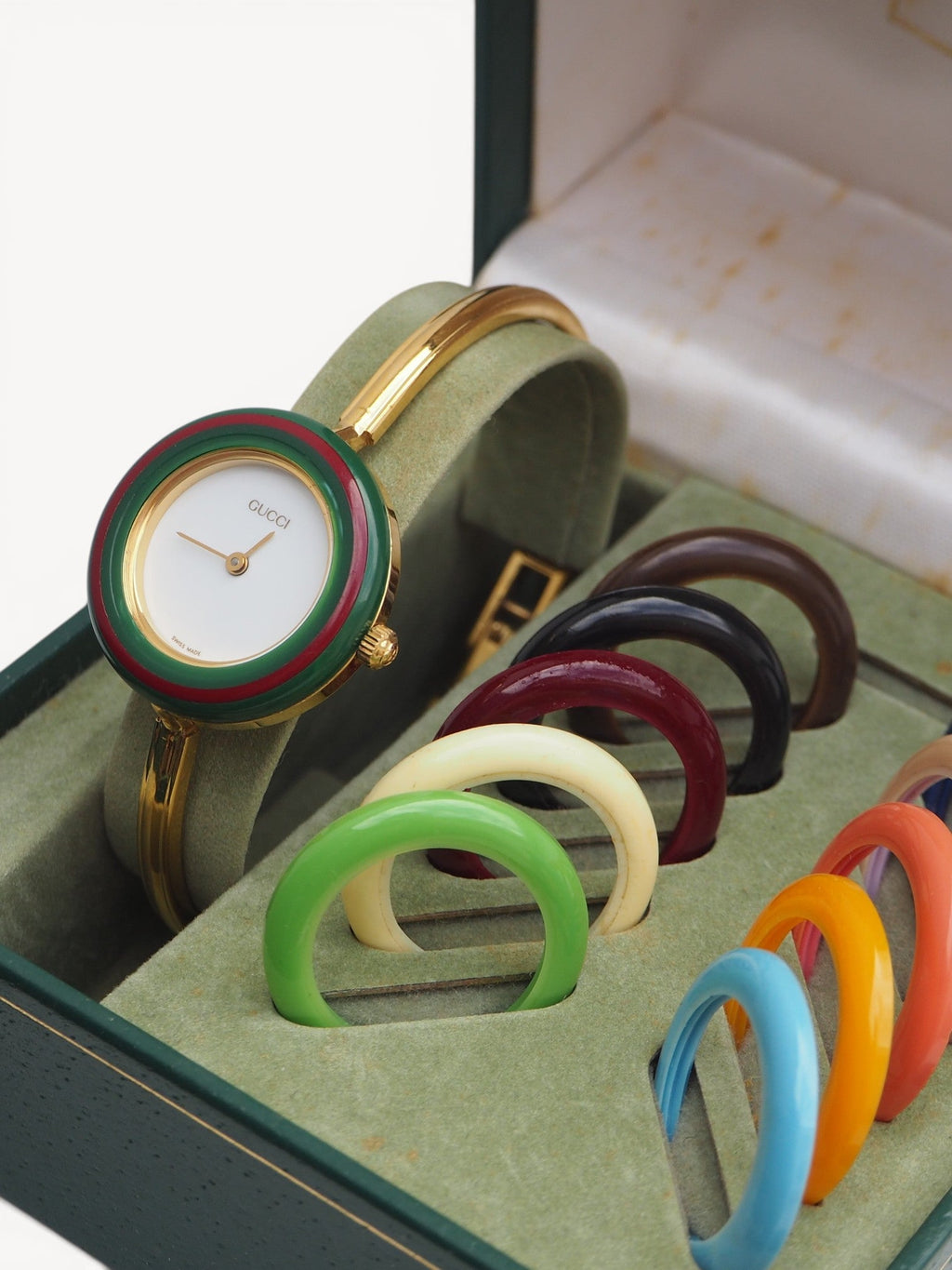GUCCI INTERCHANGEABLE BEZEL WATCH