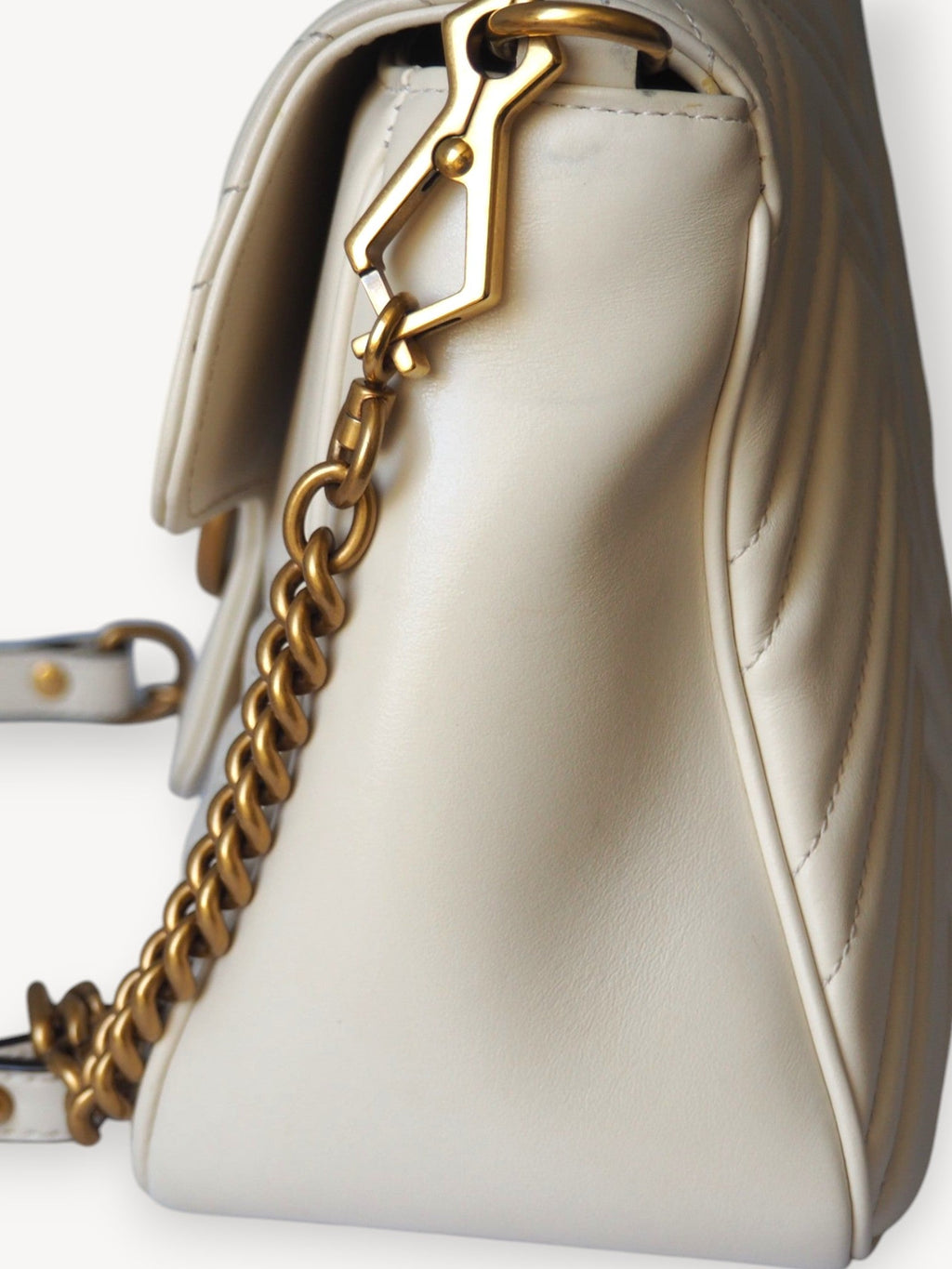 GUCCI GG MARMONT SMALL TOP HANDLE BAG WHITE