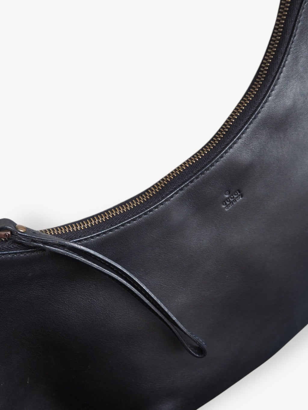 GUCCI HALF MOON SHOULDER BAG BLACK