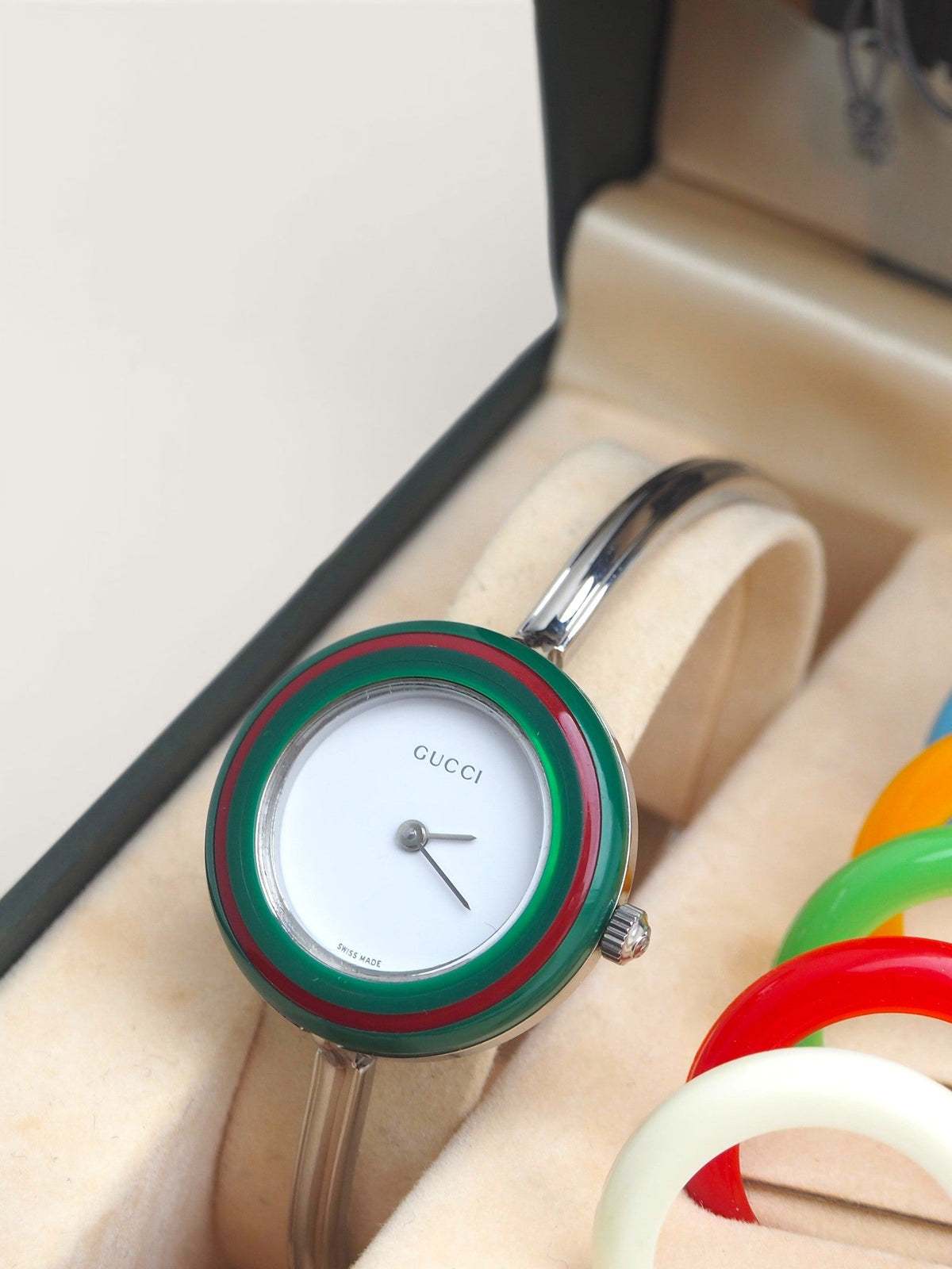 GUCCI INTERCHANGEABLE BEZEL WATCH