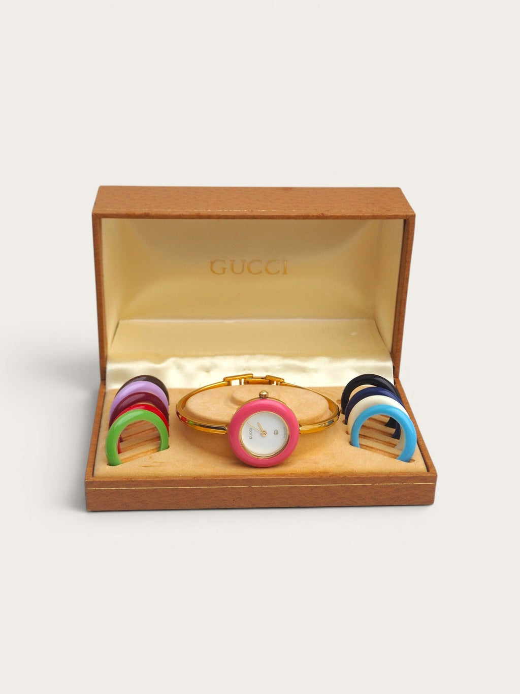 GUCCI INTERCHANGEABLE BEZEL WATCH