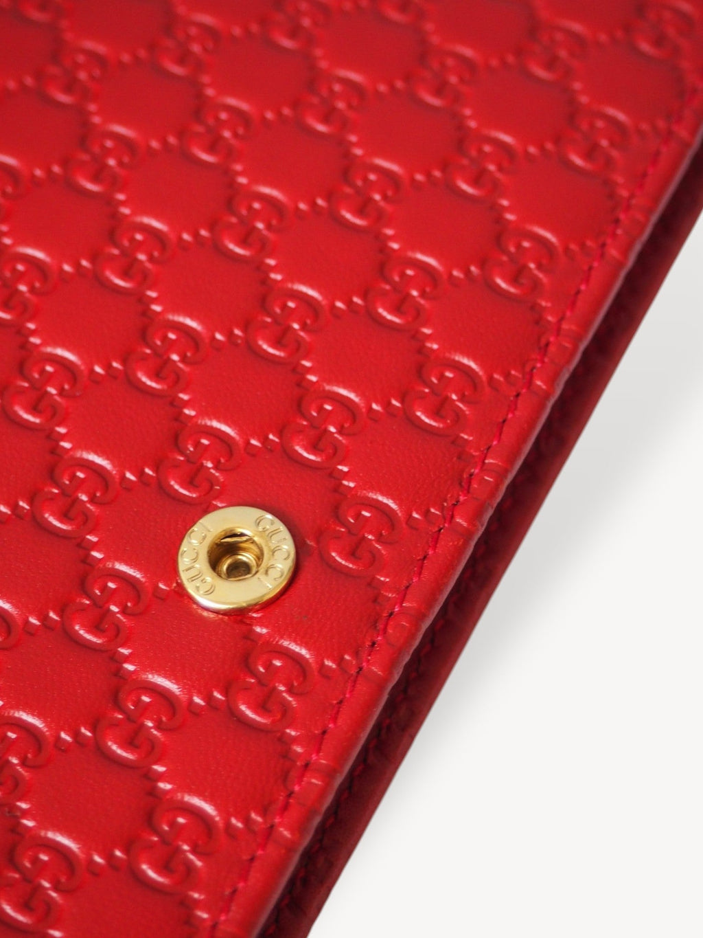 GUCCI WALLET ON STRAP