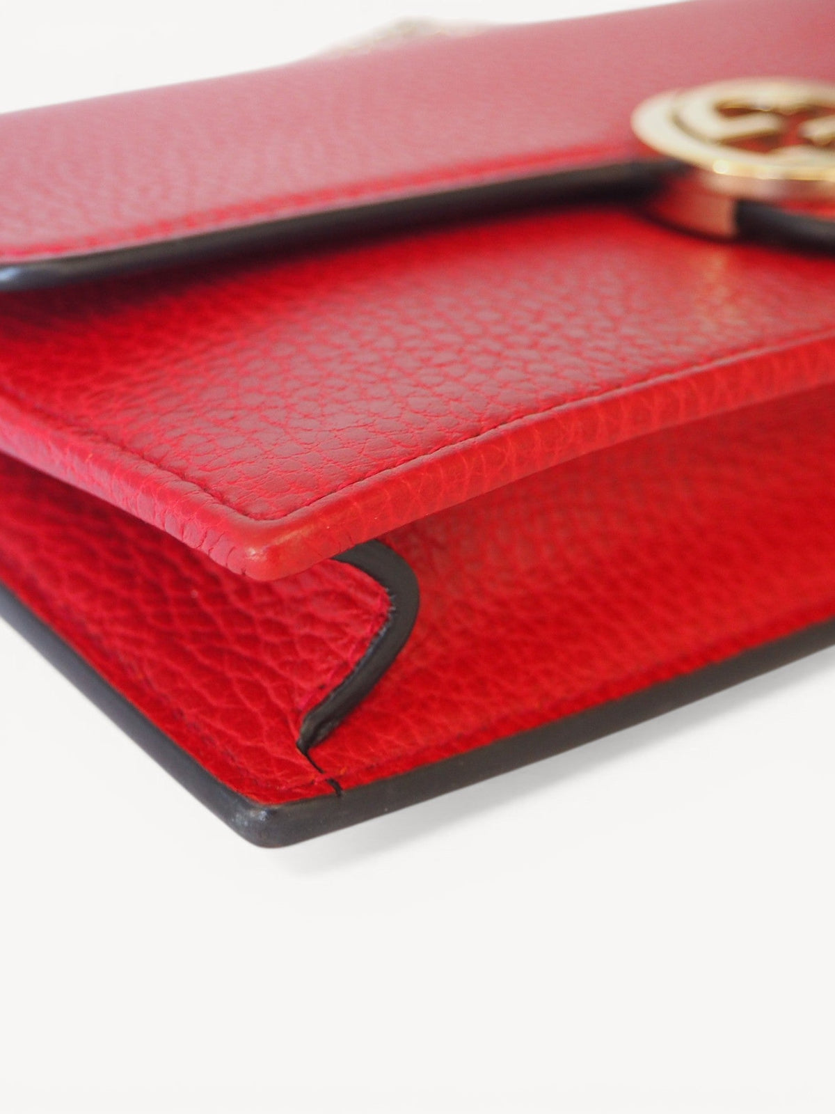 GUCCI WALLET ON CHAIN
