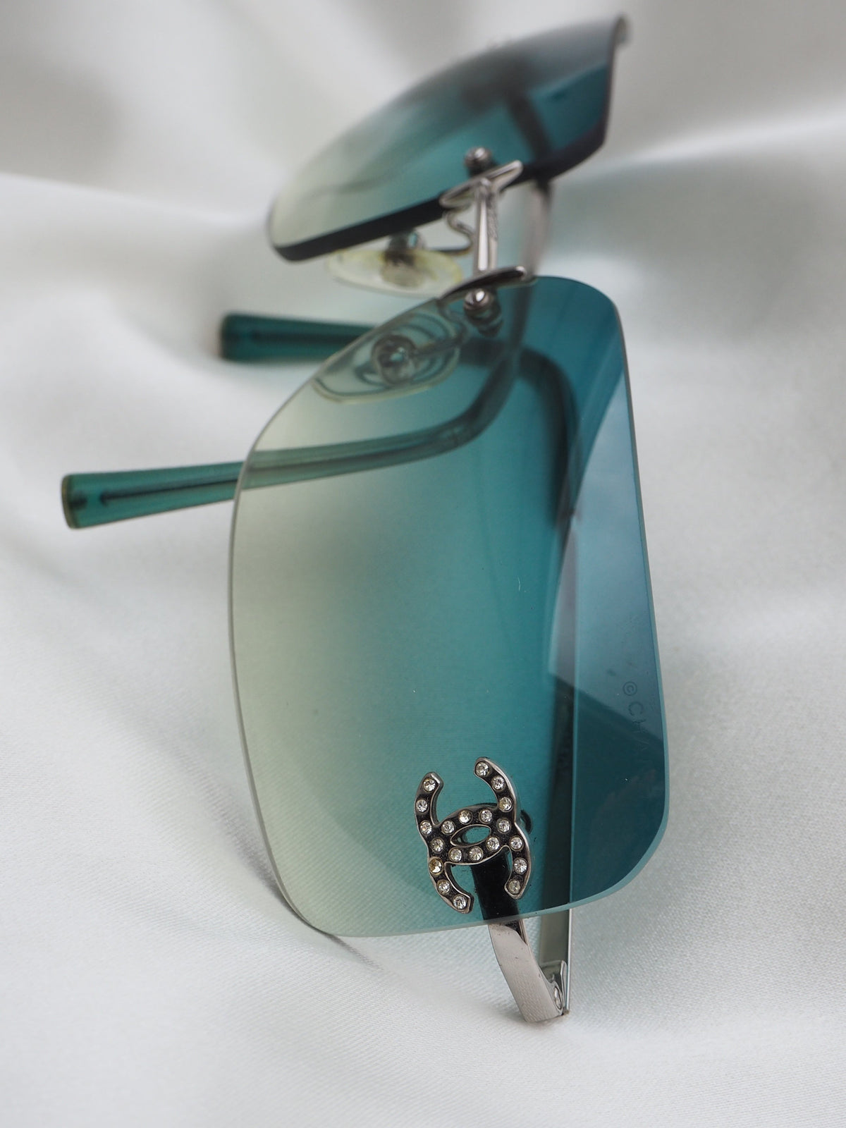 CHANEL 4017-D CRYSTAL CC LOGO RIMLESS SUNGLASSES TURQUOISE