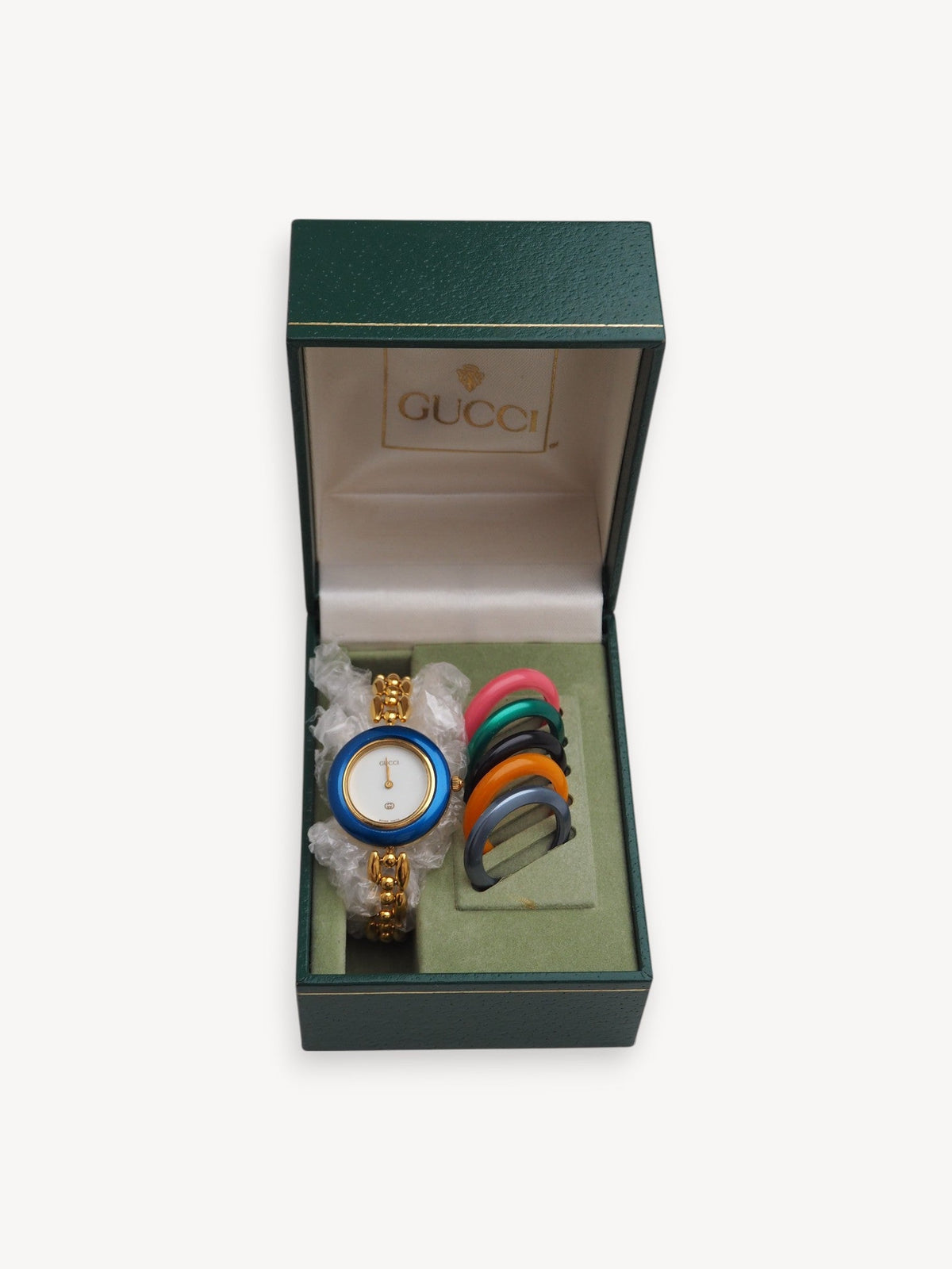GUCCI INTERCHANGEABLE BEZEL WATCH