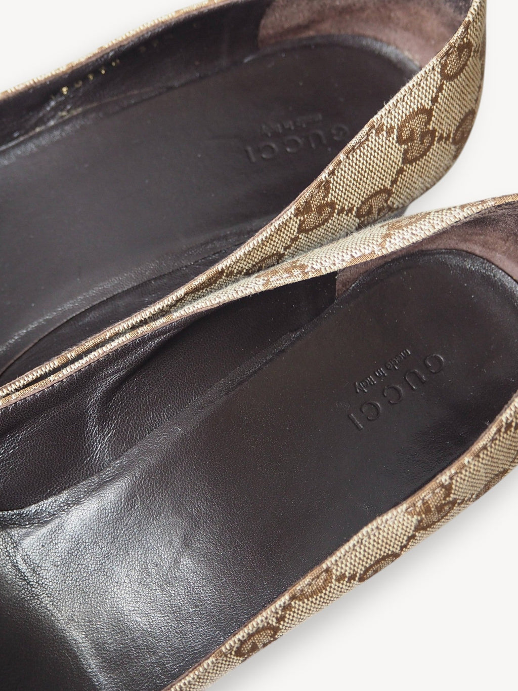 GUCCI GG MONOGRAM BOW PUMPS BEIGE BROWN