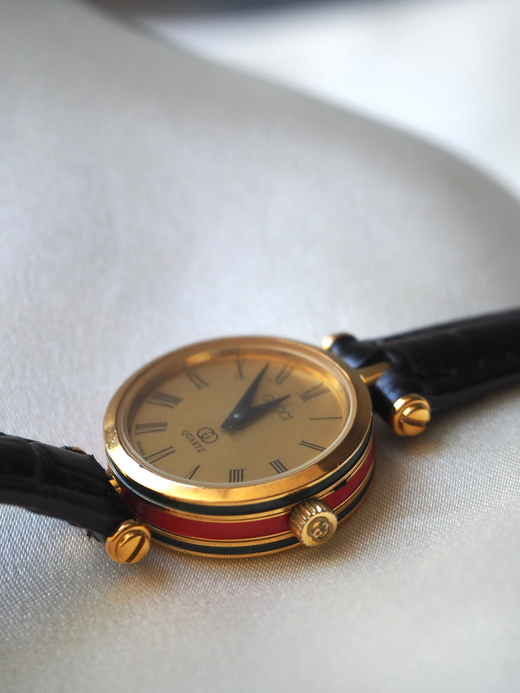 GUCCI SHERRY LINE WATCH